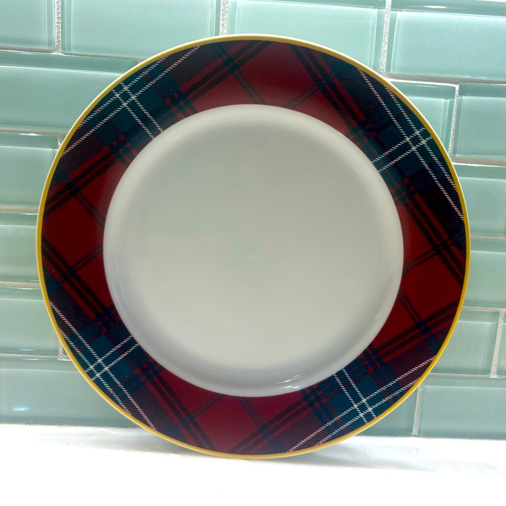 Two Williams-Sonoma Gold Banded Tartan 2012 Plates